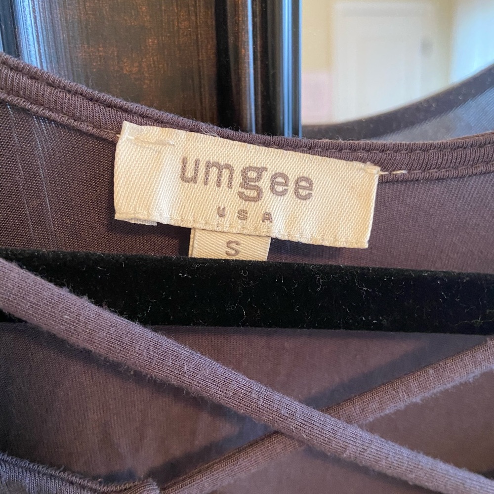 Gray Umgee Top - Picture 2 of 3